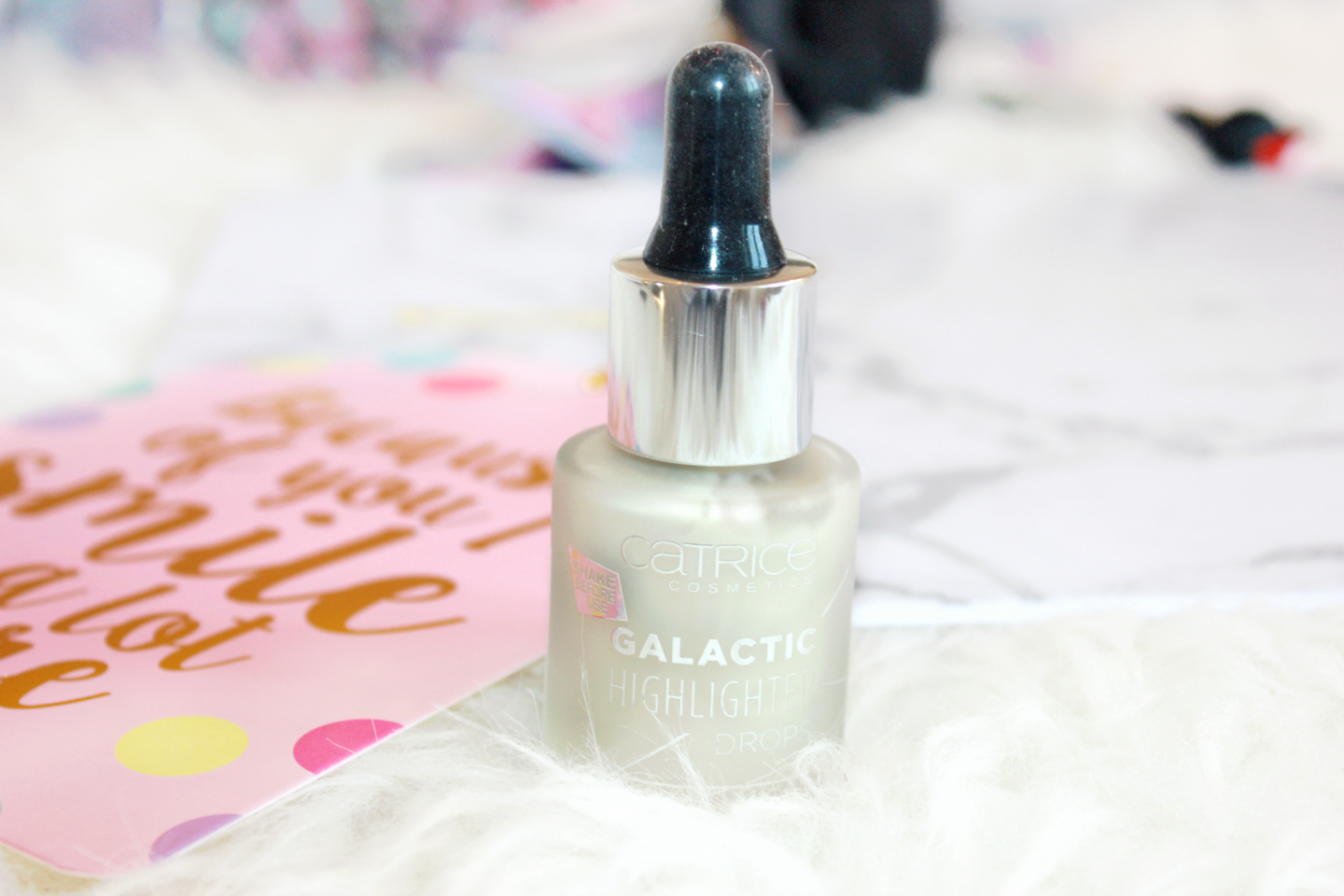 New Catrice Galactic Highlighter Drops Review | Eline Blaise