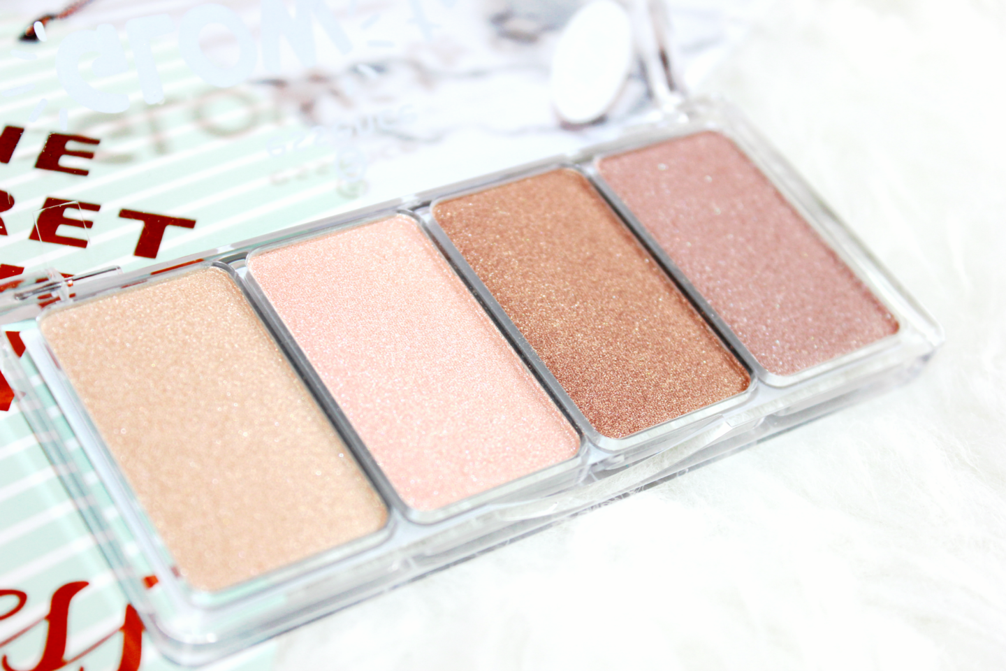 Essence-Glow-To-Go-Highlighter-Palette-Review